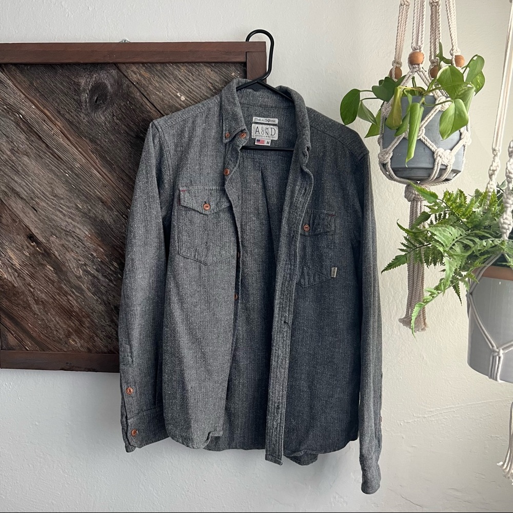 Almond Gray Button Ups (2) - M